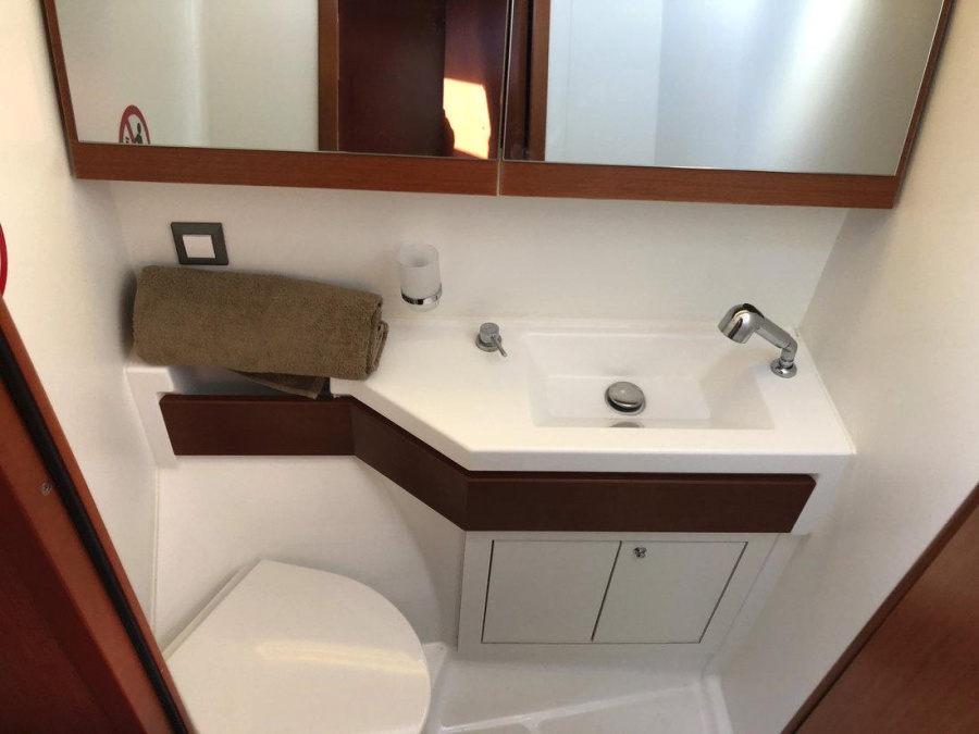Photo #17 - Oceanis 46.1 (Ostria) en Athènes - 32824