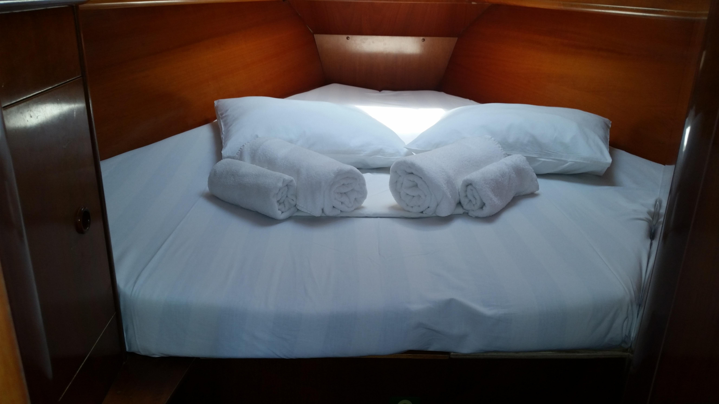 Photo #9 - Oceanis Clipper 411 - 4 cab. (Nemesis) in Athens - 32830