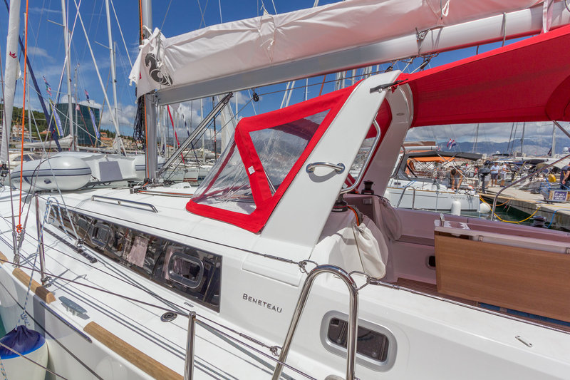 Photo #3 - Oceanis 38.1 (Mare Nostrum II) in Trogir - 32840