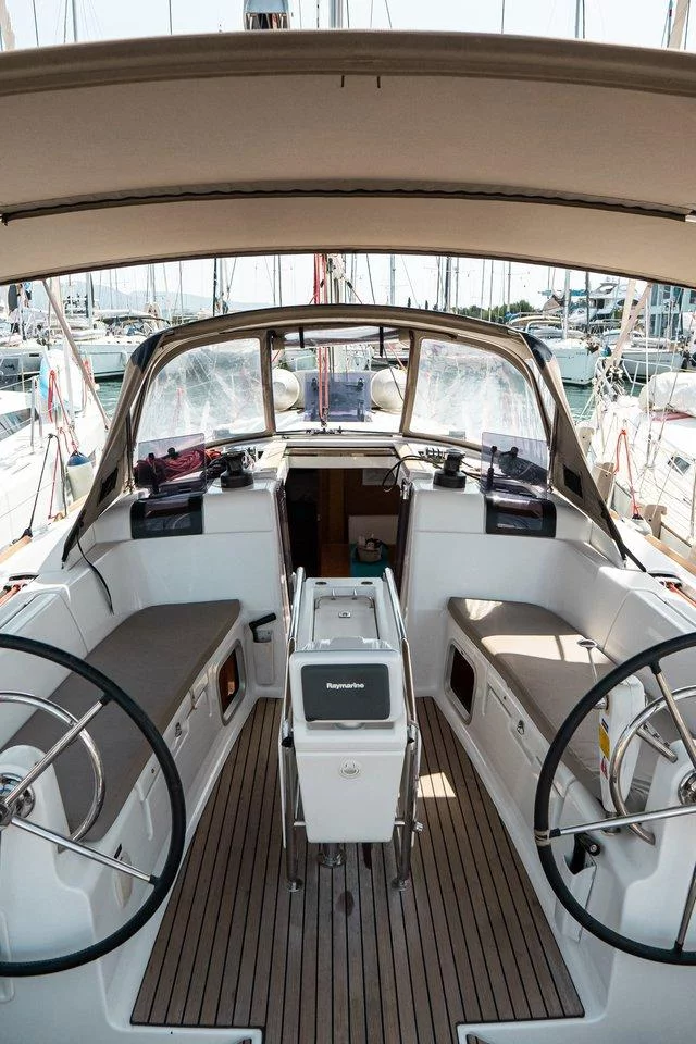 Sun Odyssey 419 - 3 cab. (Izzi)  - 8
