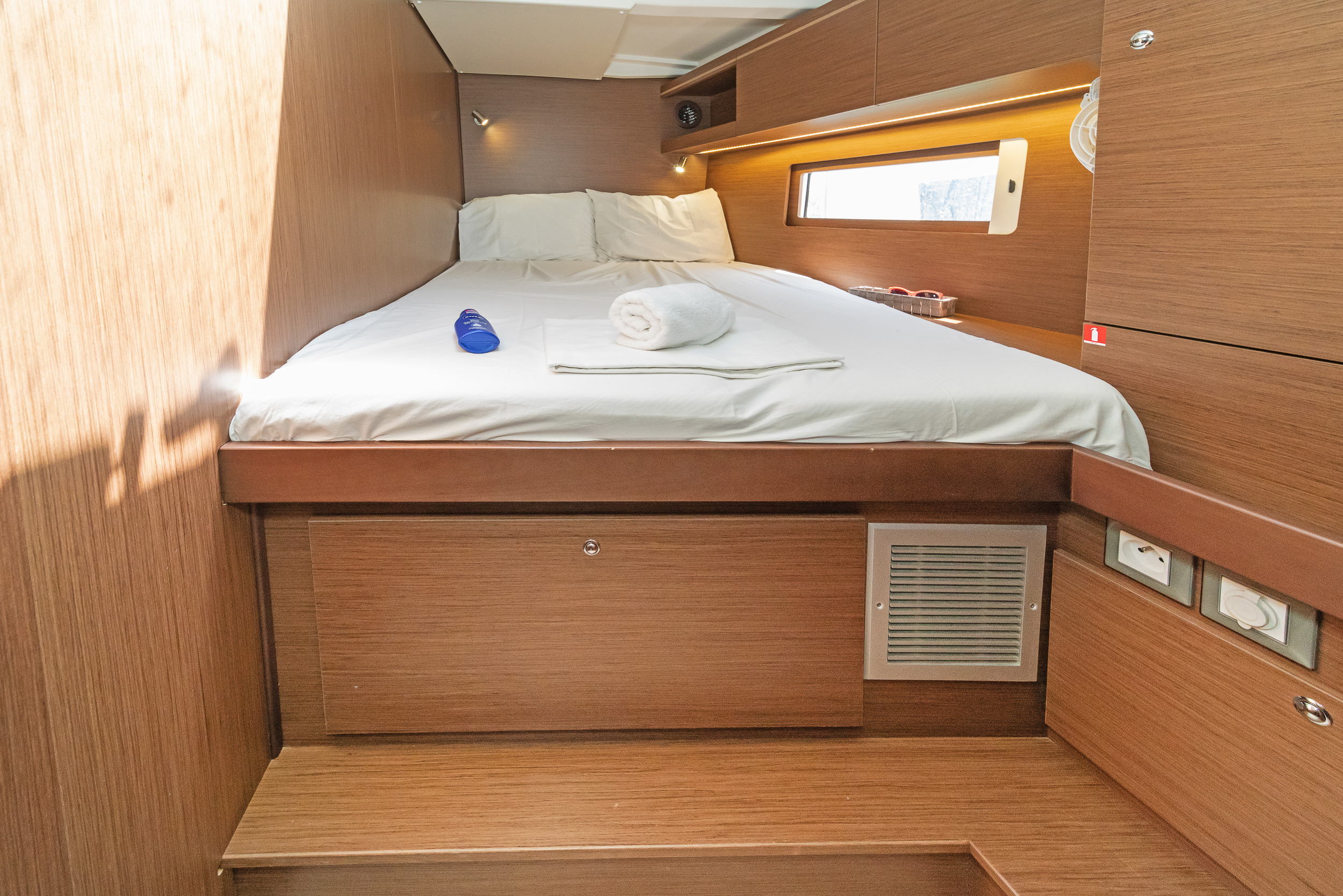 Photo #3 - Oceanis 51.1 - 5 + 1 cab. (Cuba Libre) en Rodas - 32888