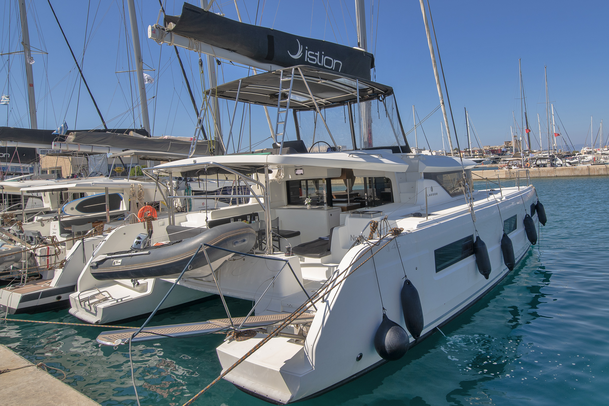 Lagoon 46 - 4 + 2 cab. — photo 7