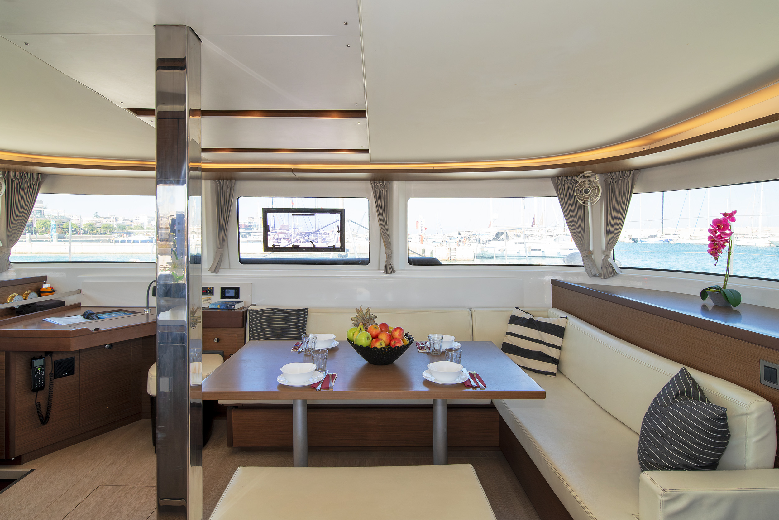 Lagoon 46 - 4 + 2 cab. — photo 14