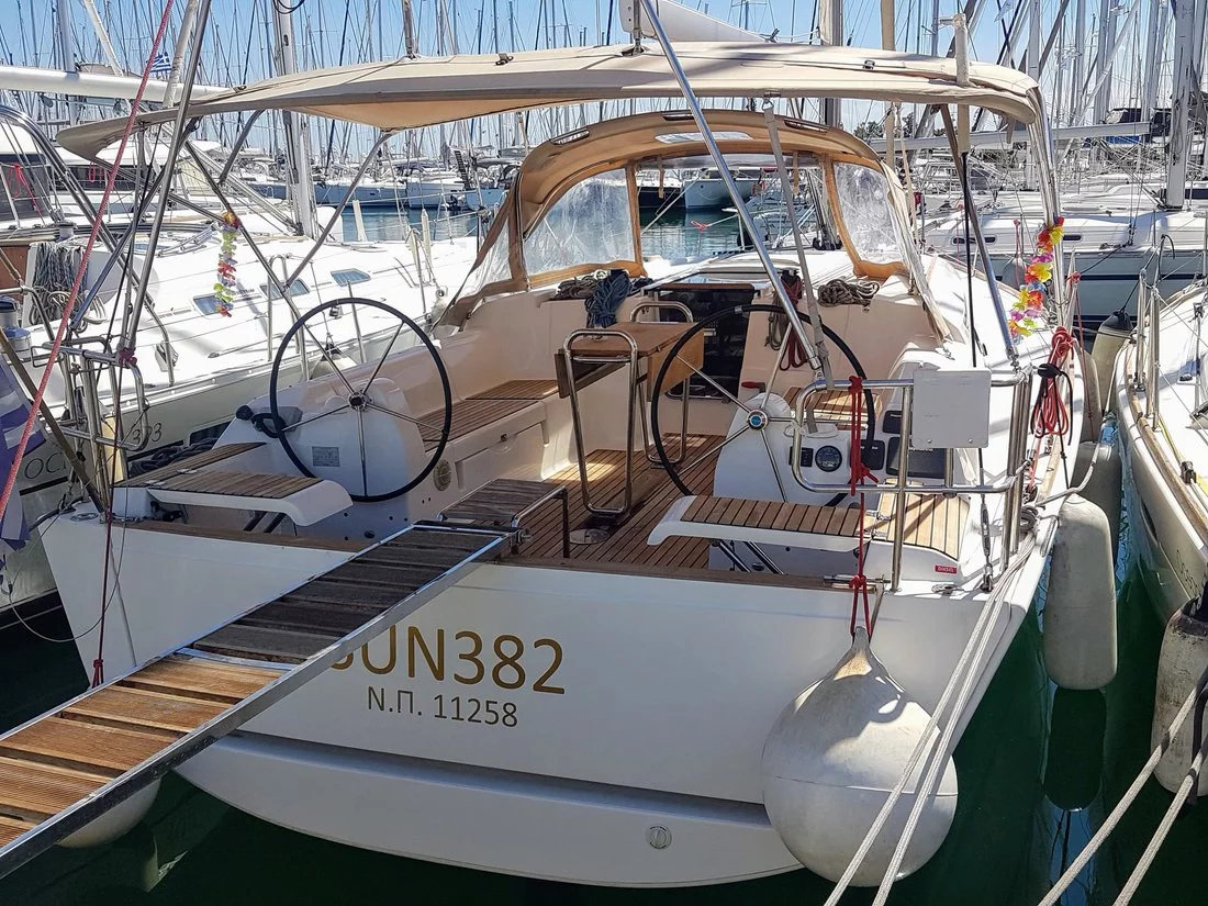 Dufour 382 GL (Sun 382)  - 3