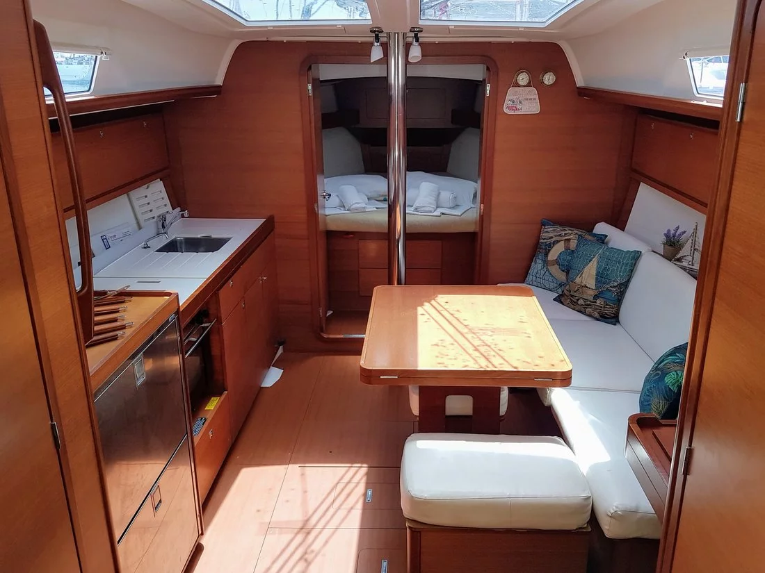 Dufour 382 GL (Sun 382)  - 12