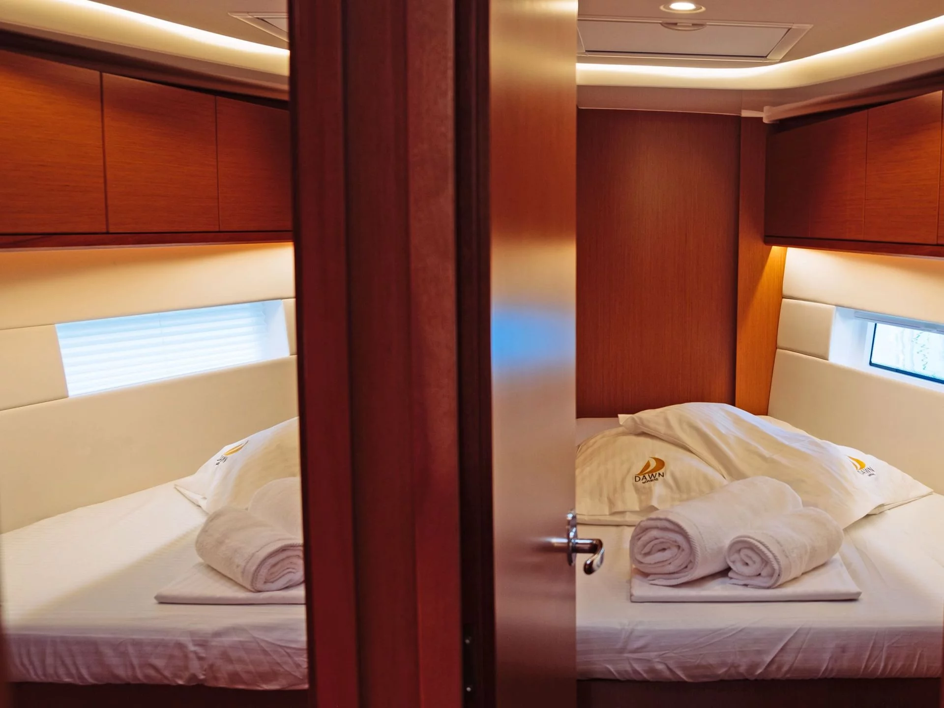 Bavaria C45 - 4 cab. (Dawn)  - 13