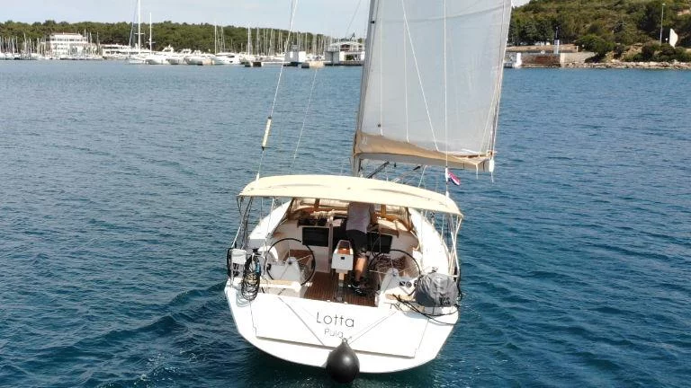 Dufour 382 GL (Lotta)  - 8