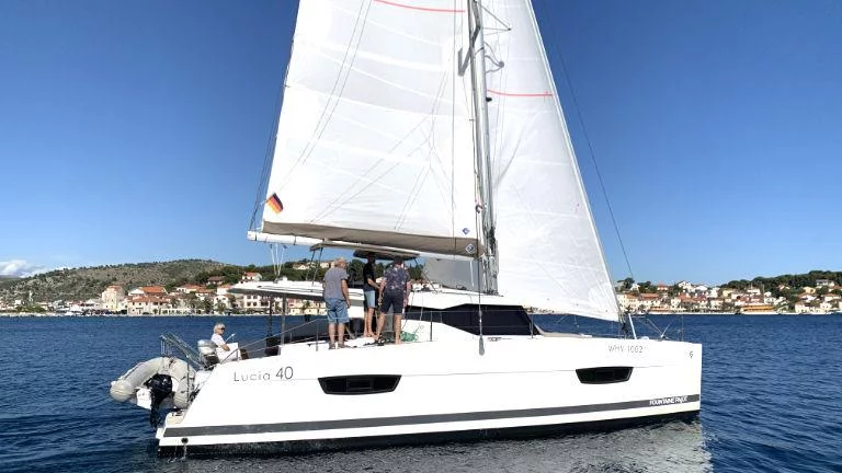 Fountaine Pajot Lucia 40 - 4 cab. (Leon)  - 6