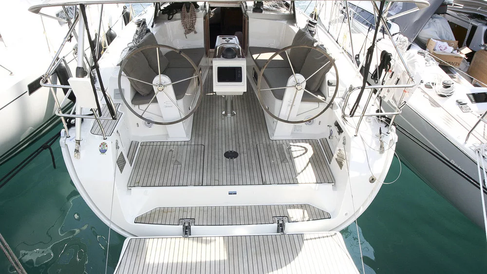 Bavaria Cruiser 41 - 3 cab. (Maestral)  - 2