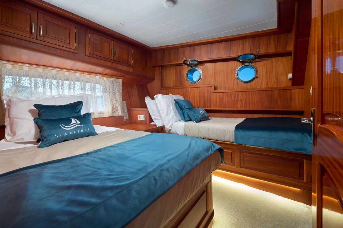 Sea Breeze (Sea Breeze)  - 20