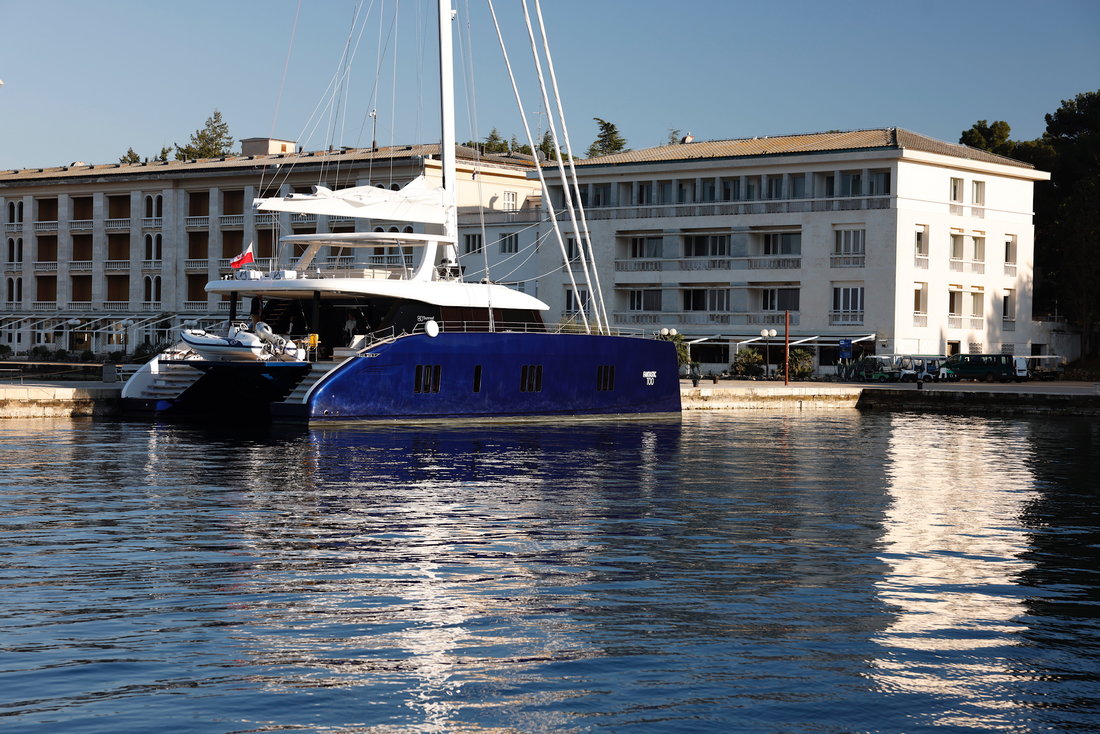 Photo #5 - Sunreef 80 (Fantastic Too) in Port de Plaisance - 32953
