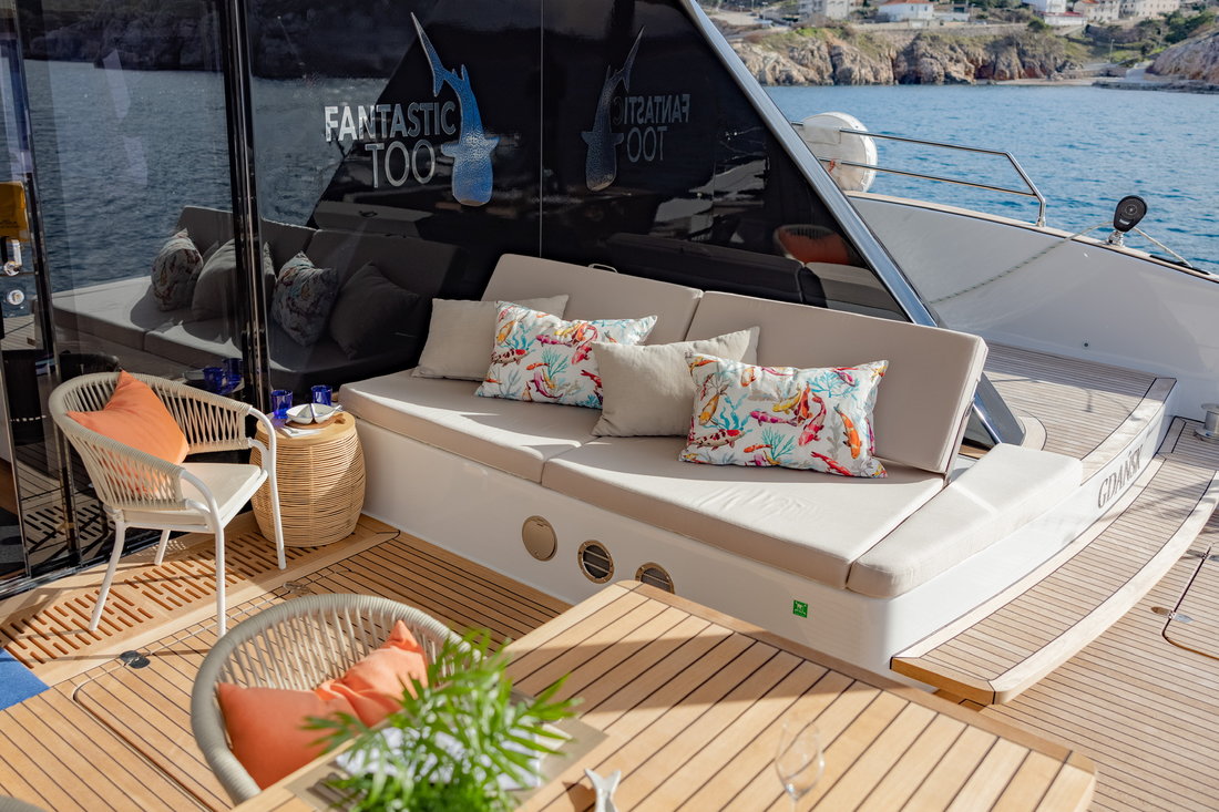 Photo #17 - Sunreef 80 (Fantastic Too) in Port de Plaisance - 32953
