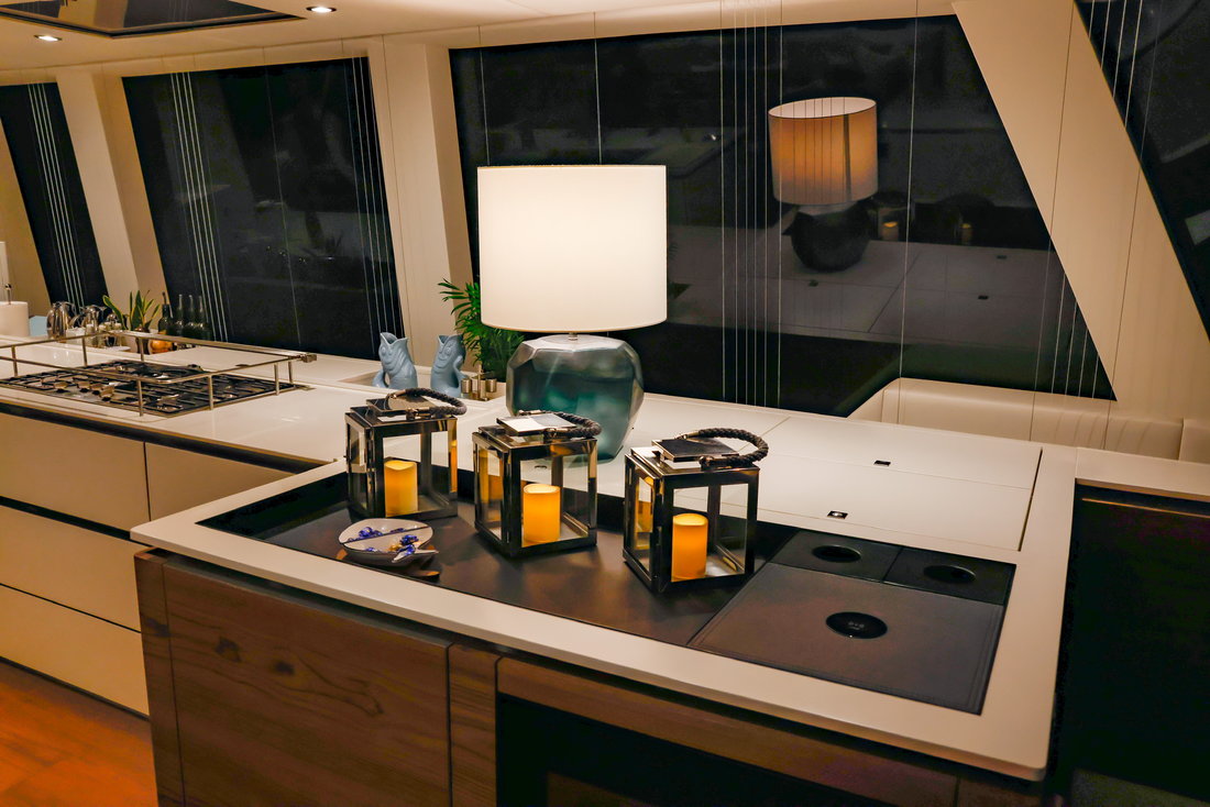 Photo #20 - Sunreef 80 (Fantastic Too) in Port de Plaisance - 32953