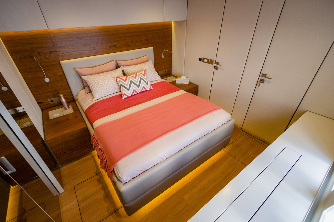 Photo #26 - Sunreef 80 (Fantastic Too) in Port de Plaisance - 32953