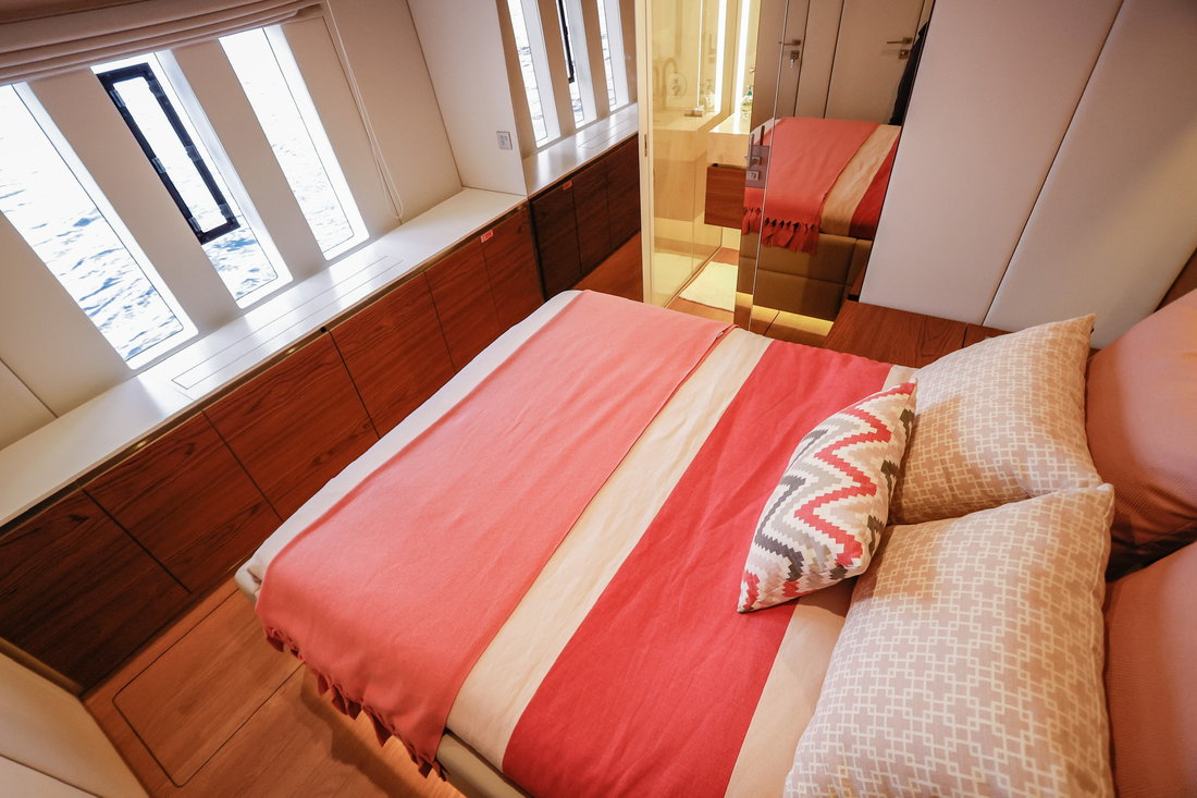 Photo #27 - Sunreef 80 (Fantastic Too) in Port de Plaisance - 32953