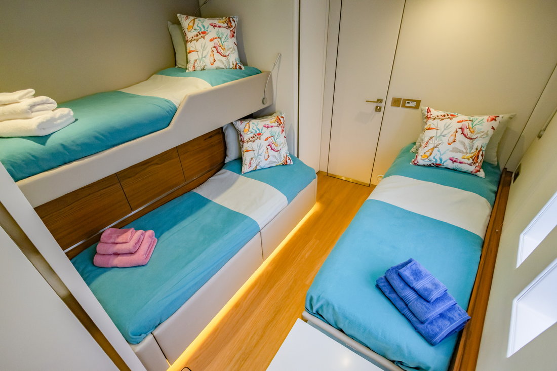 Photo #28 - Sunreef 80 (Fantastic Too) in Port de Plaisance - 32953