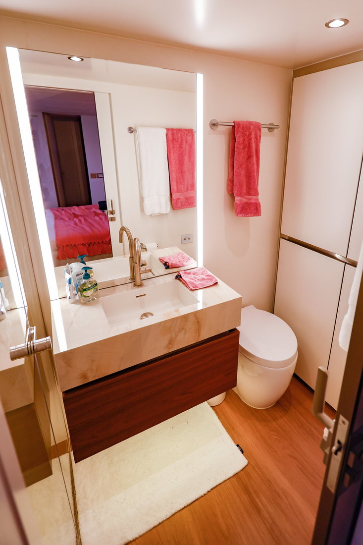 Photo #30 - Sunreef 80 (Fantastic Too) in Port de Plaisance - 32953