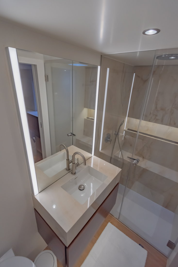 Photo #32 - Sunreef 80 (Fantastic Too) in Port de Plaisance - 32953