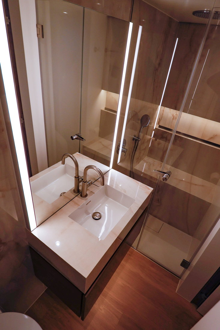 Photo #33 - Sunreef 80 (Fantastic Too) in Port de Plaisance - 32953