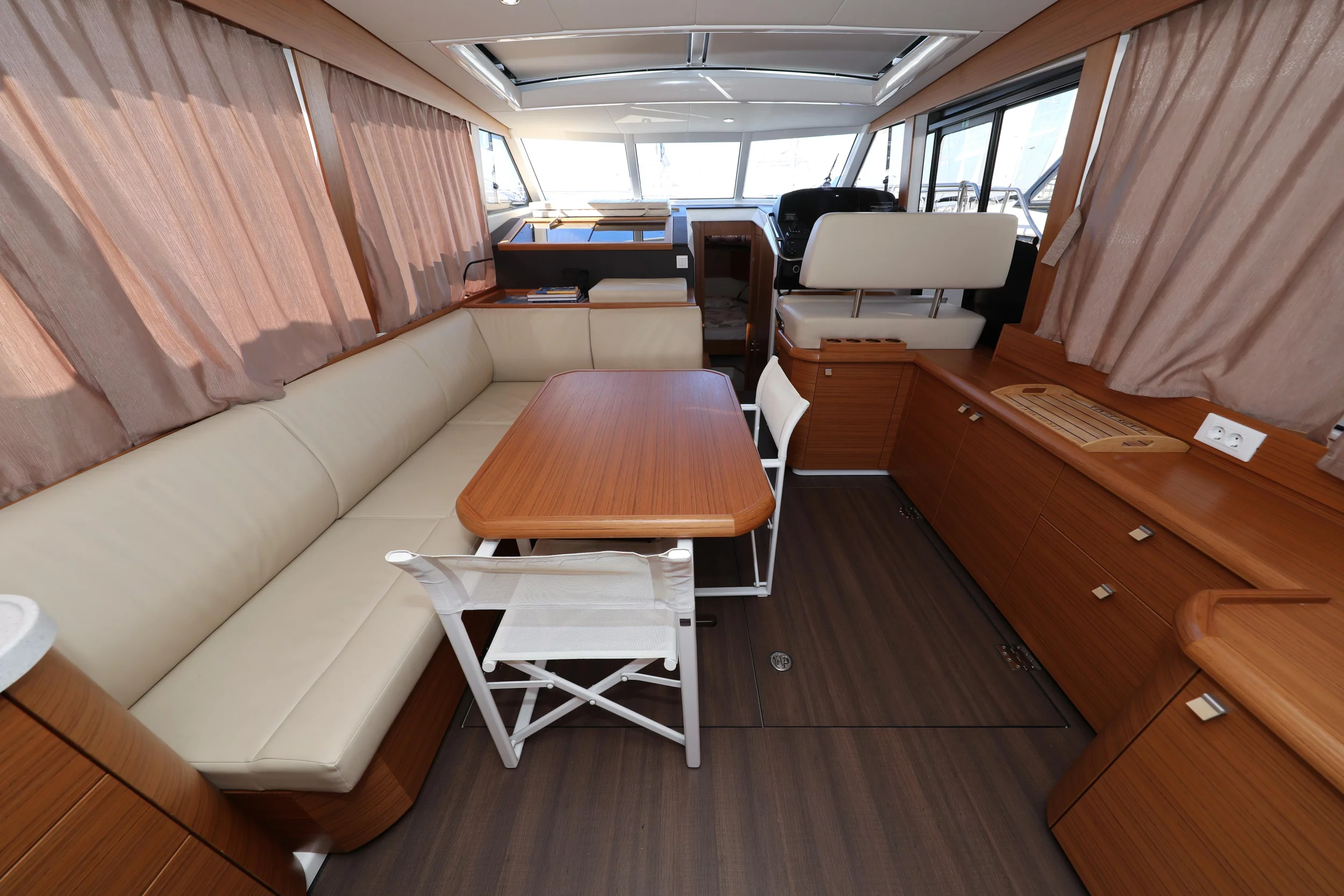 Greenline 40 (Lady Elma)  - 8