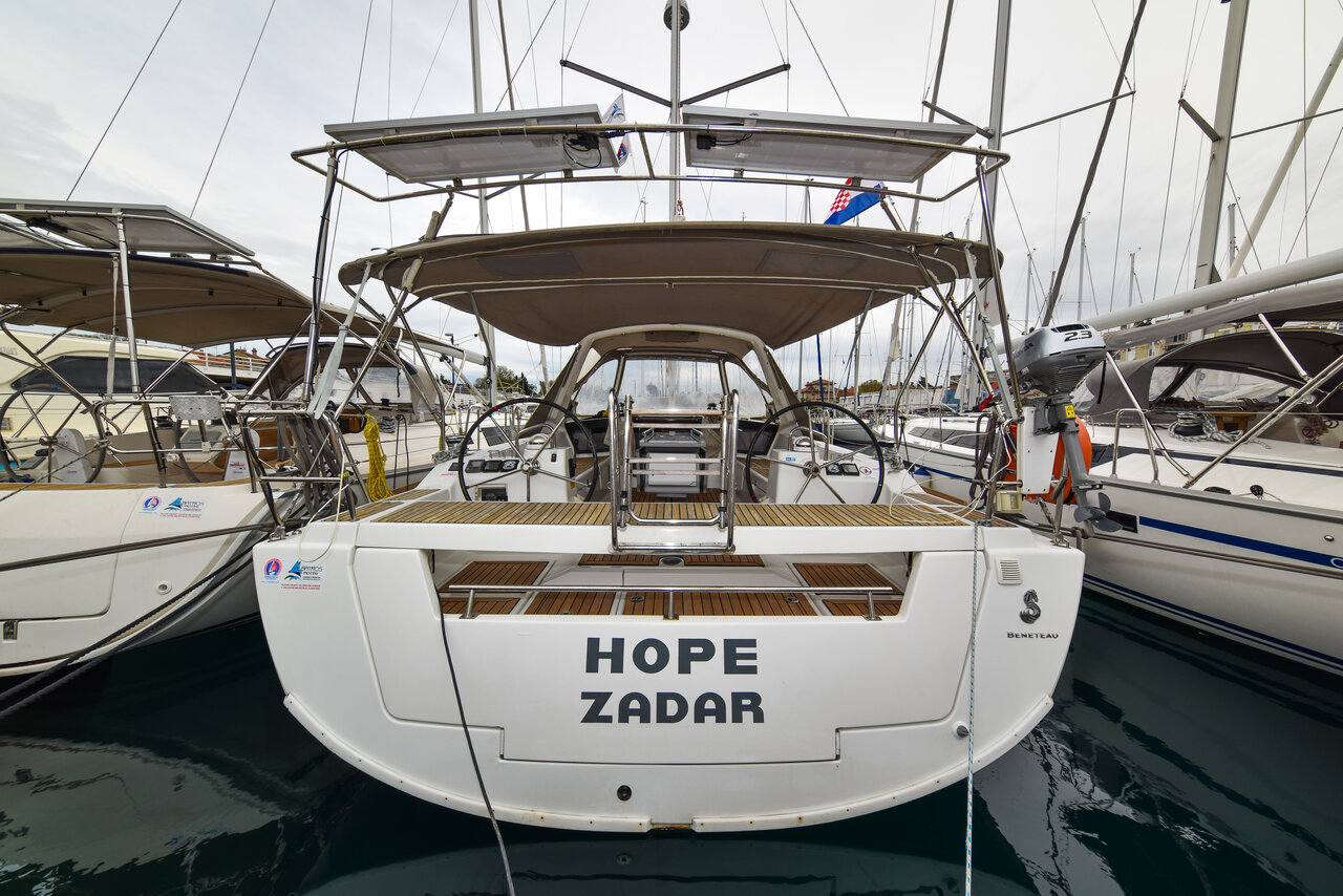 Photo #1 - Oceanis 41 (Hope) in Zara - 32991