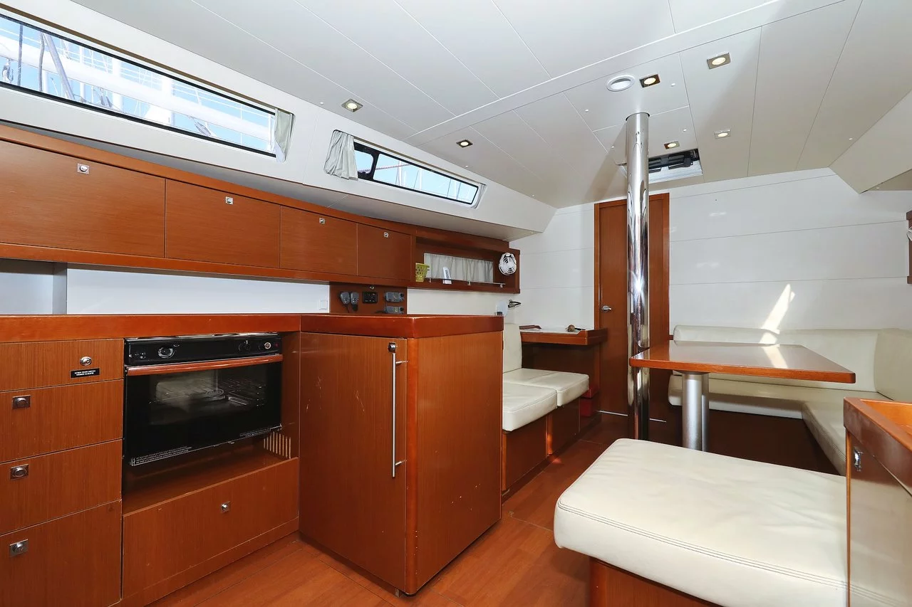 Oceanis 41 (Hope)  - 10