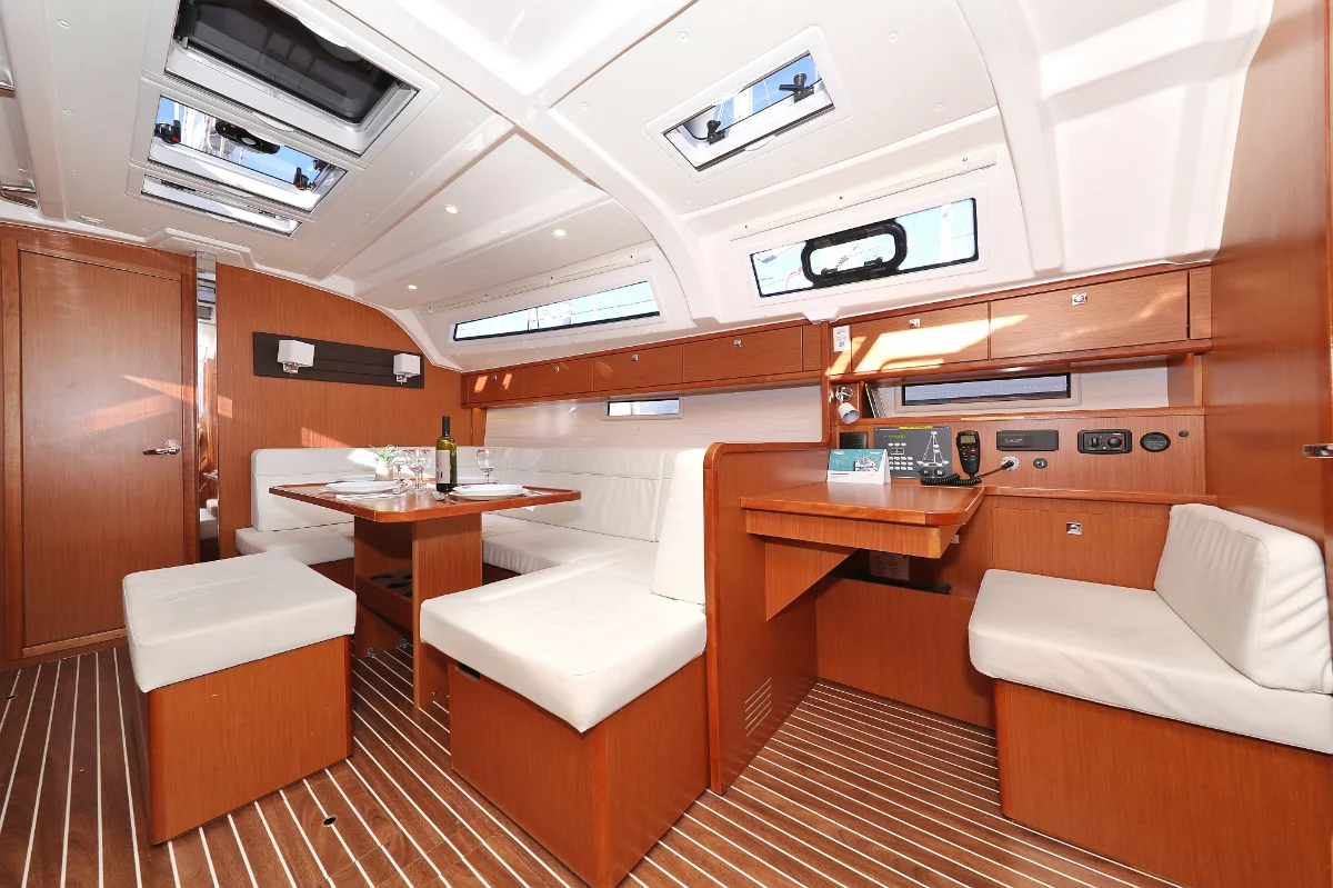 Bavaria Cruiser 41 - 3 cab. (Aquarius)  - 12