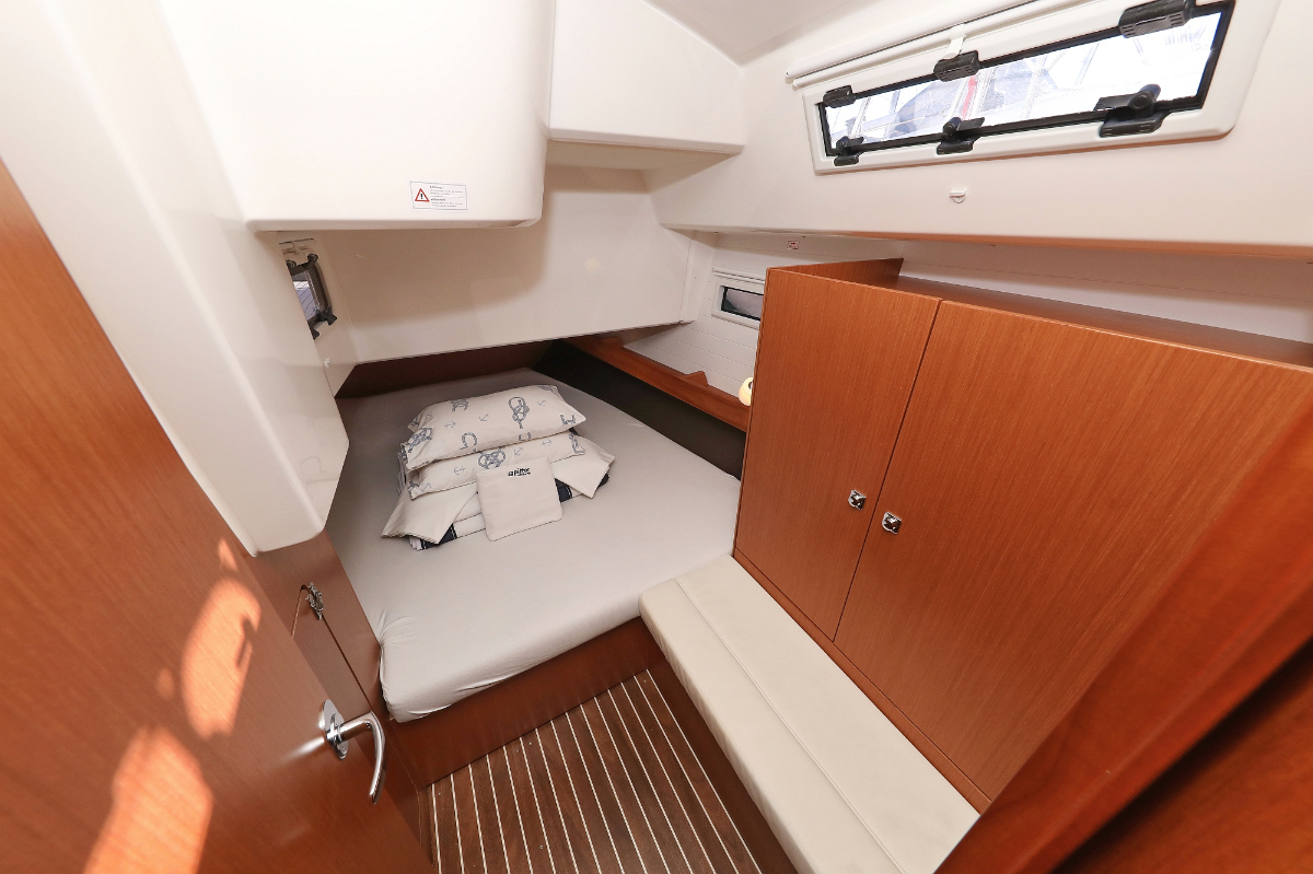 Photo #28 - Bavaria Cruiser 41 - 3 cab. (Aquarius) in Trogir - 32997