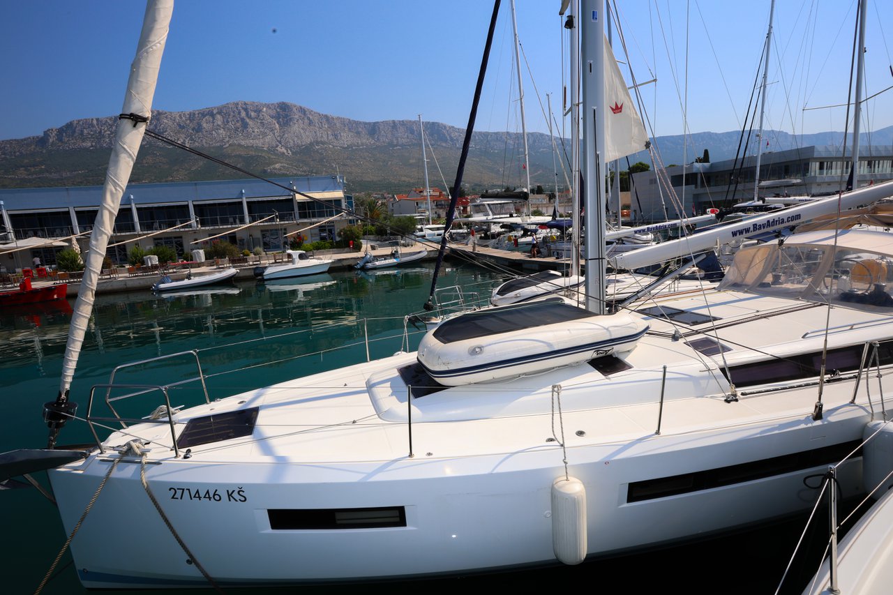 Photo #3 - Sun Odyssey 490 - 4 + 1 cab. (Nygma Prime) en Kastela - 33066