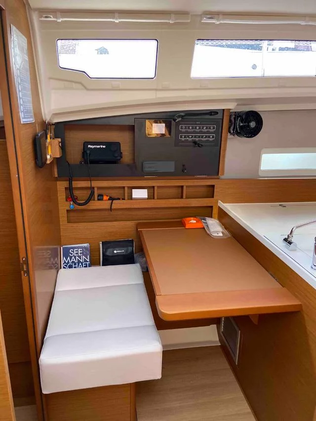 Sun Odyssey 410 - 3 cab. (Fortnite)  - 7