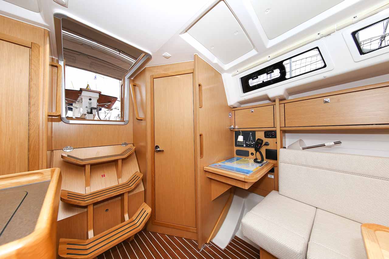 Photo #14 - Bavaria Cruiser 34 - 2 cab. (Chiara) en Trogir - 33084