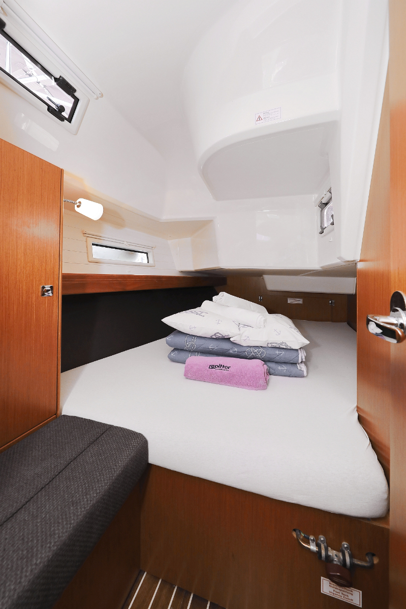 Photo #19 - Bavaria Cruiser 37 - 3 cab. (Sursulapitschi) en Pula - 33087