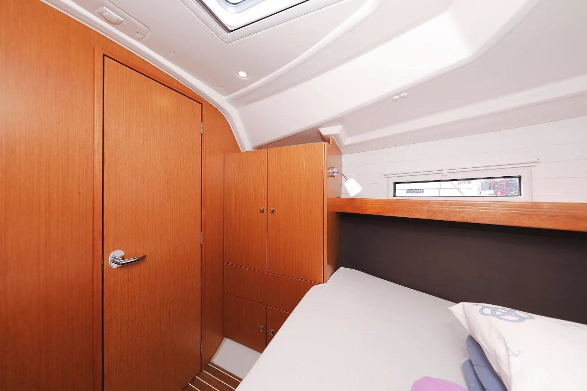 Bavaria Cruiser 37 - 3 cab. (Sursulapitschi)  - 25