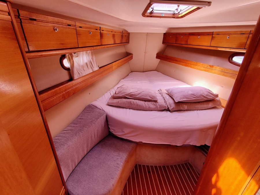 Bavaria 39 Cruiser — photo 13