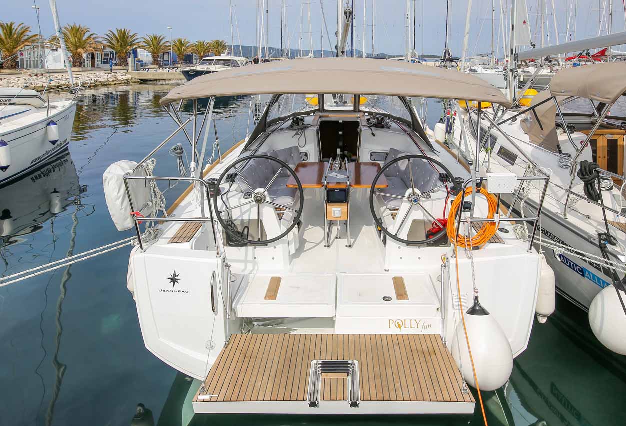 Sun Odyssey 349 - 3 cab. — photo 1