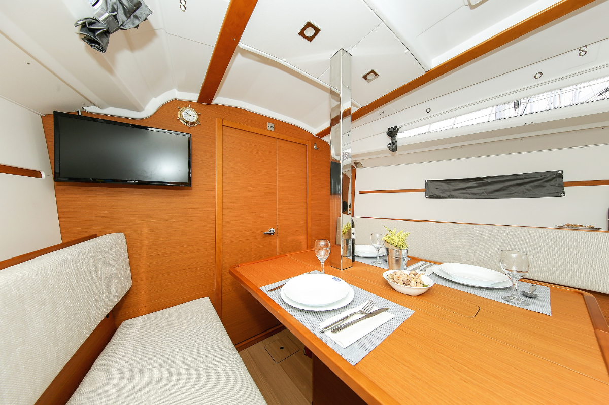 Photo #23 - Sun Odyssey 349 (Polly Fun) en Murter - 33129