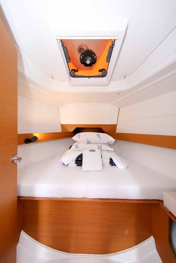 Sun Odyssey 349 - 3 cab. — photo 18
