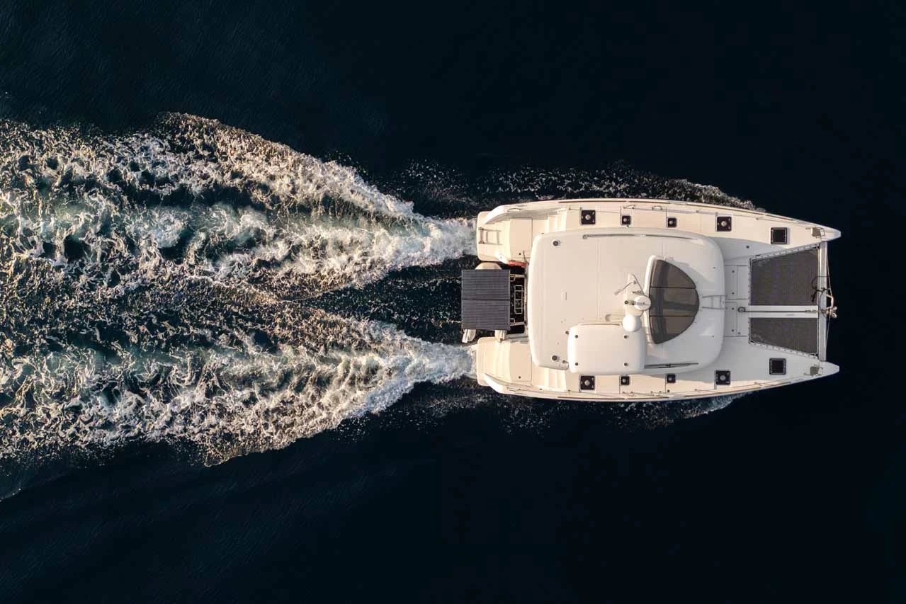 Lagoon 40 MotorYacht - 3 + 2 cab. (Family)  - 2