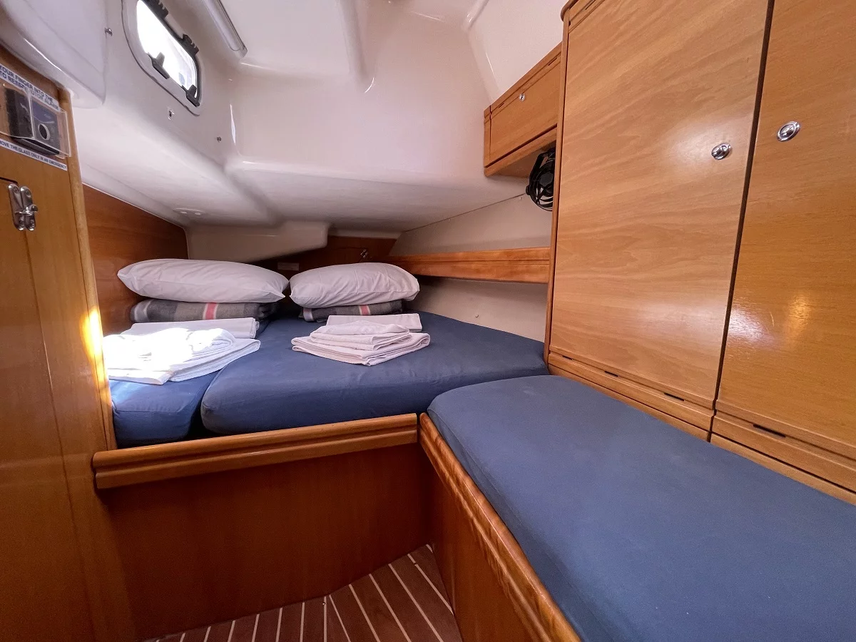 Bavaria 40 Cruiser (Philomila)  - 19