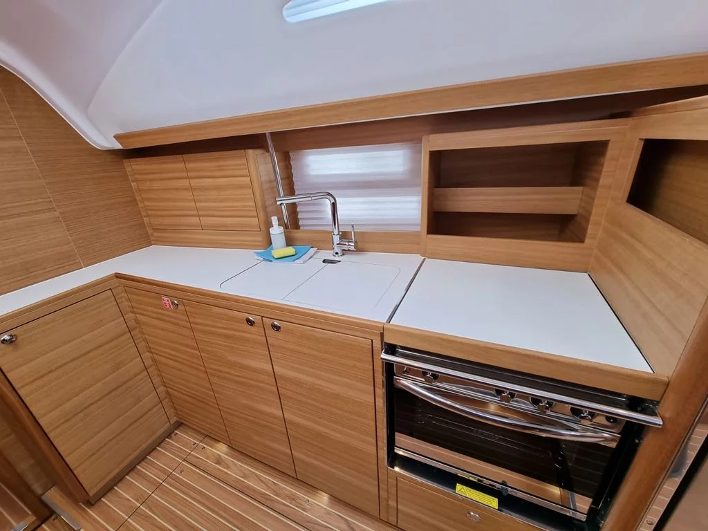 Elan Impression 45.1 (Linea Uno)  - 14