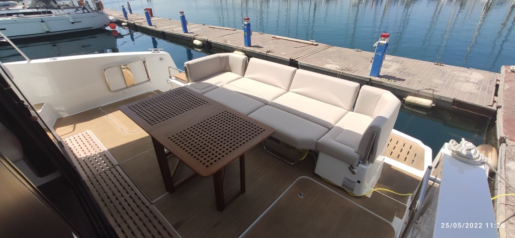 Photo #10 - Motor Yacht 4.S (MY ANGEL) in Athen - 33307