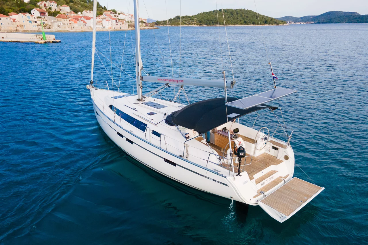 Bavaria Cruiser 46 - 4 cab. (White Star)  - 5