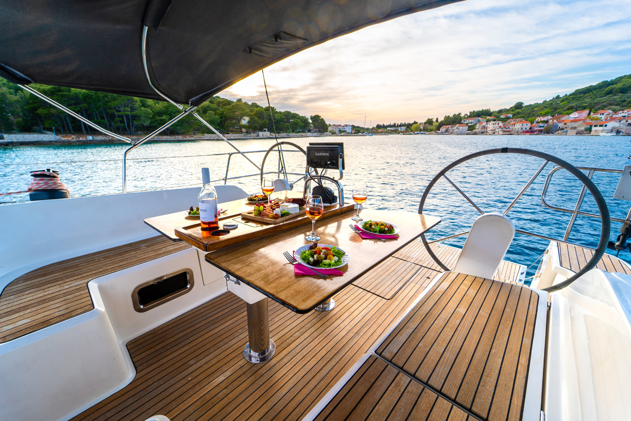Photo #14 - Bavaria Cruiser 46 - 4 cab. (White Star) in Sibenik - 33332