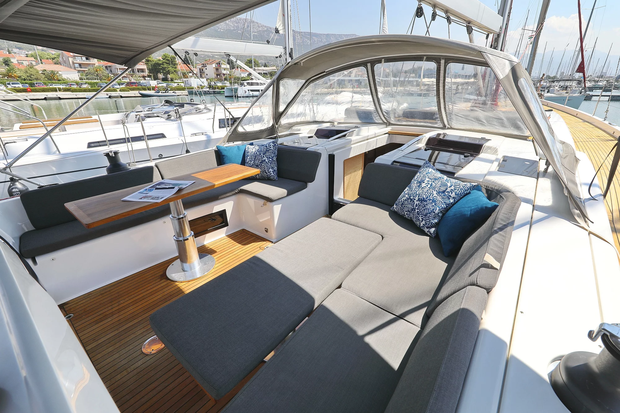 Hanse 588 - 5 + 1 cab. (Superstar)  - 13