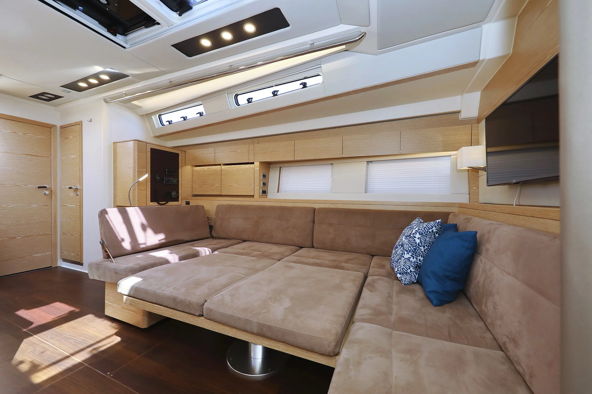 Hanse 588 - 5 + 1 cab. (Superstar)  - 26