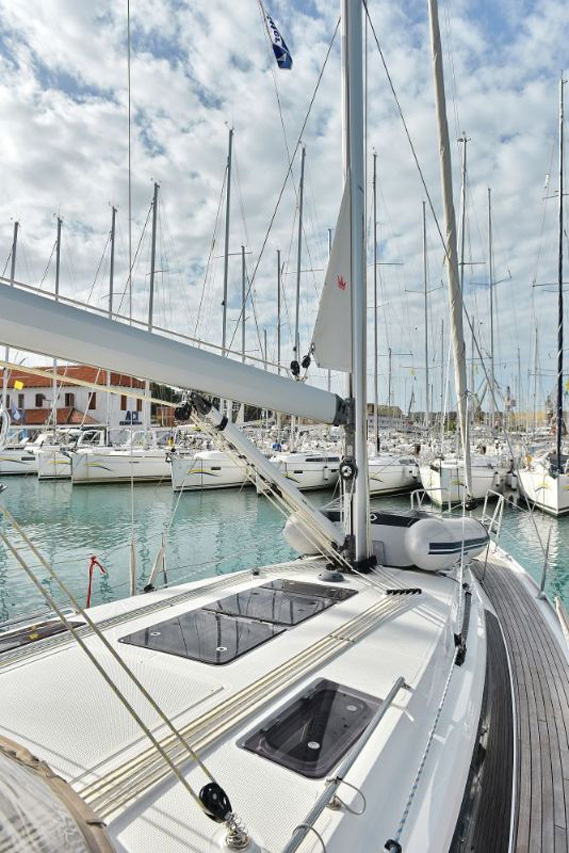 Photo #3 - Bavaria Cruiser 37 - 3 cab. (My Princess) in Trogir - 33346