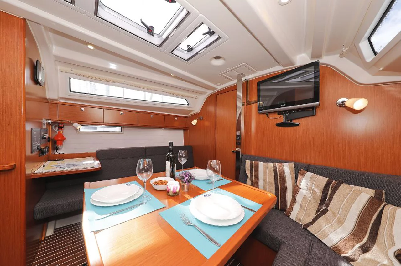 Bavaria Cruiser 37 - 3 cab. (My Princess)  - 11