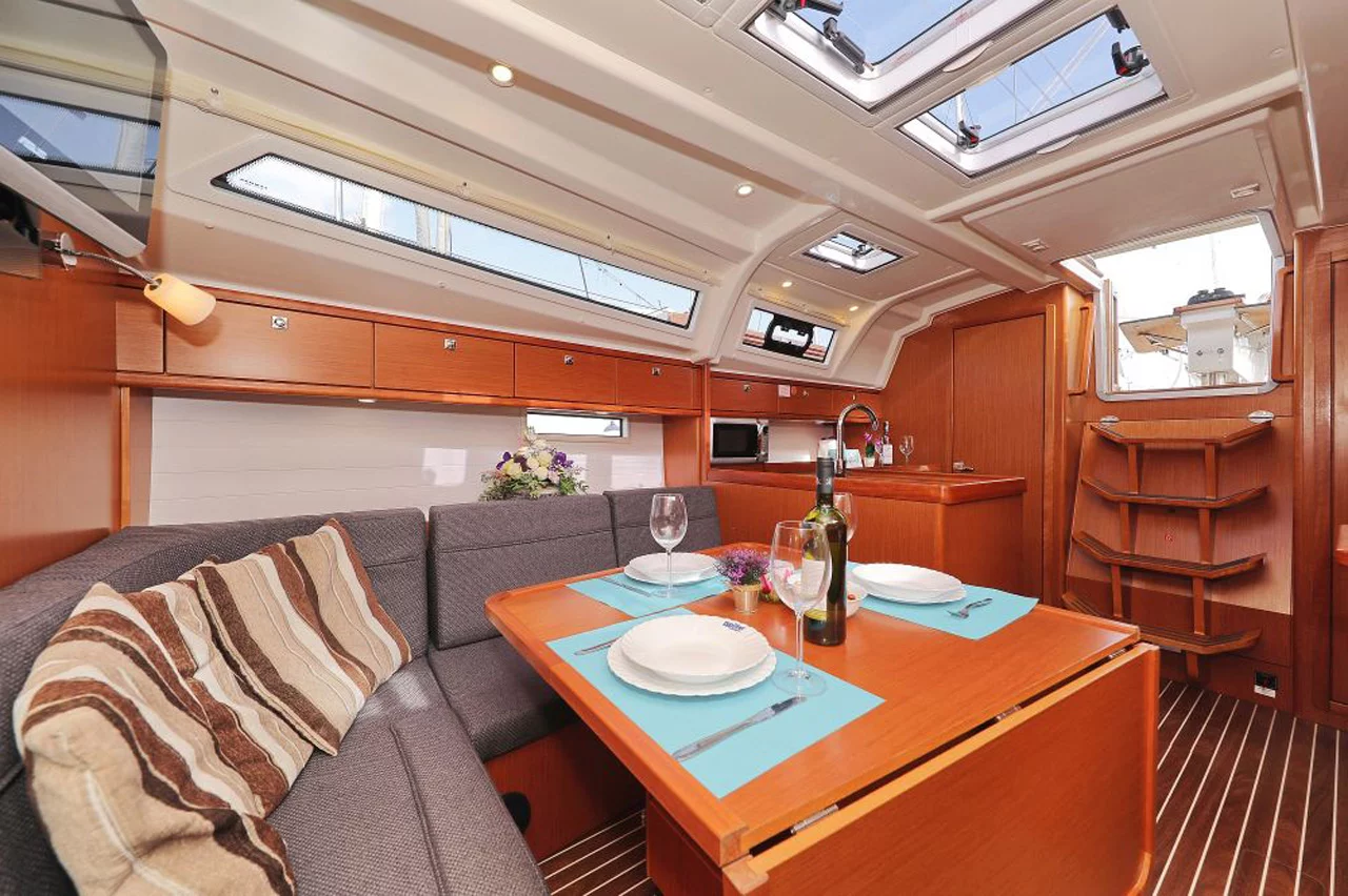 Bavaria Cruiser 37 - 3 cab. (My Princess)  - 13