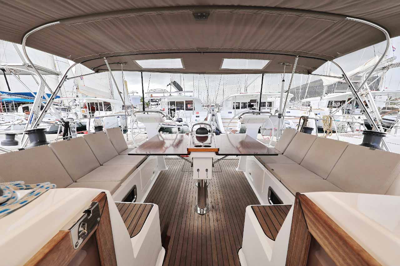 Bavaria Cruiser 51 — photo 6