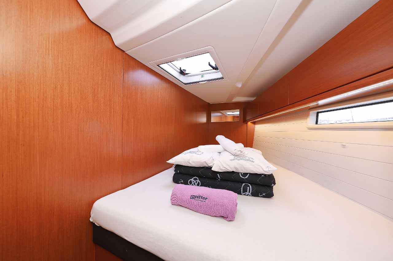 Bavaria Cruiser 51 — photo 17
